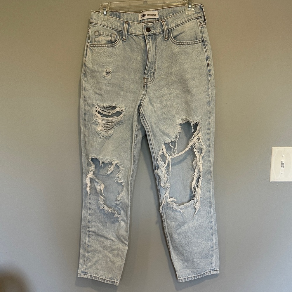 Distressed Light Blue Jeans